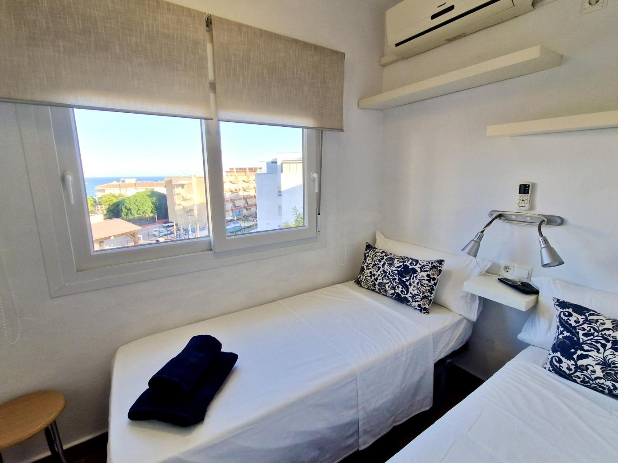 Sr Mediterraneo Playa De La Carihuela Torremolinos Exterior foto